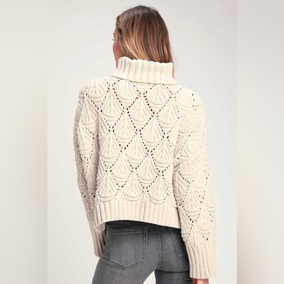 POL Light Beige Chenille Knit Turtleneck Sweater - Picture 3 of 8